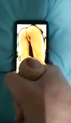 Stranger tributing right on my gfs pussy.