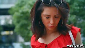 So Wilde - Tushy Raw