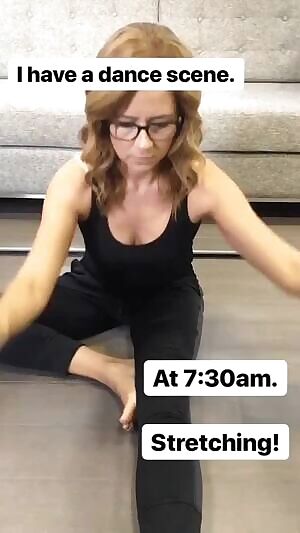 mommy Jenna Fischer bending down to give you a peak at her milf cleavage