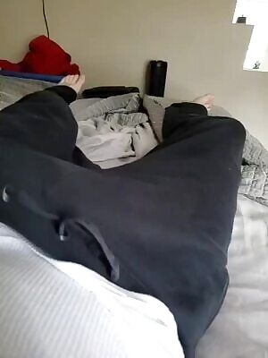 My GF hasn't touched me in a month. I can't understand why.