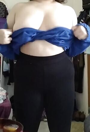 Don't love my small boobs but they look good on some outfits