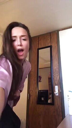 NSFW_GIF - Showing off!