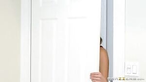 Diamond Foxxx & Kendall Kross - My Mom Fucked My Girlfriend!