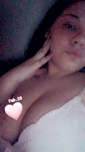 Daddy come tuck me in 💋