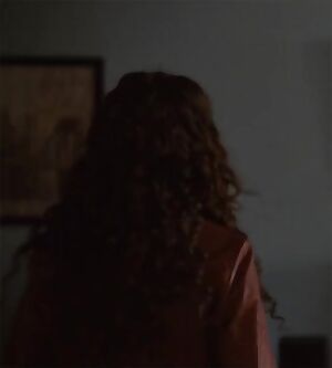 Anne Hathaway in Love And Other Drugs