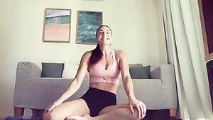 Only thing I could think of while watching this is that Michelle Jenneke needs a BBC deep inside her pussy destroying her guts 😩