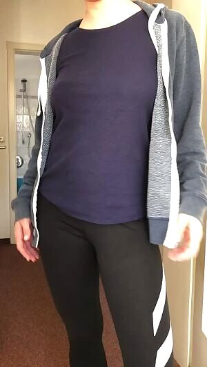 To do today: Clean, show reddit my boobs, clean some more, food, bed, show reddit some more 😉😘