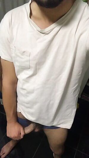 really need a hot dude to come and suck my dry 😛