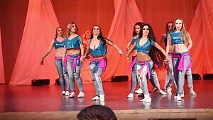 Belly-dancers shaking their asses