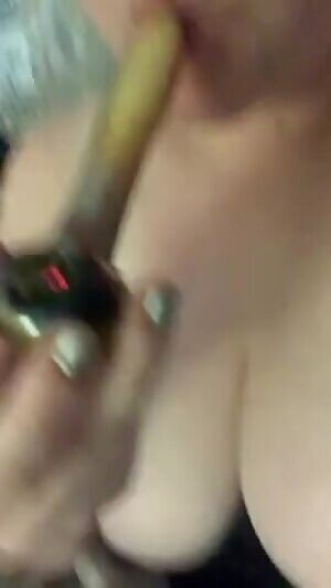 It’s a chill kinda saturday my dirty devils 😈