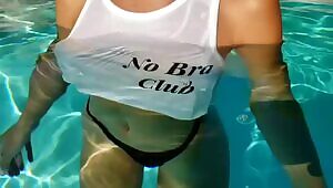 No Bra Club