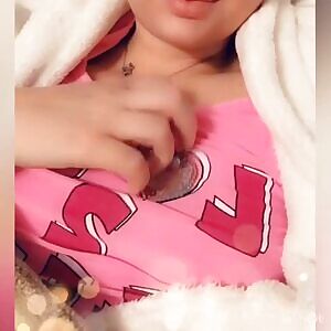 this kitty loves 2 sleep