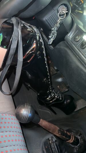 Boots Car Sexy