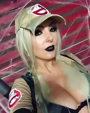 Jessica Nigri in Nut Busters