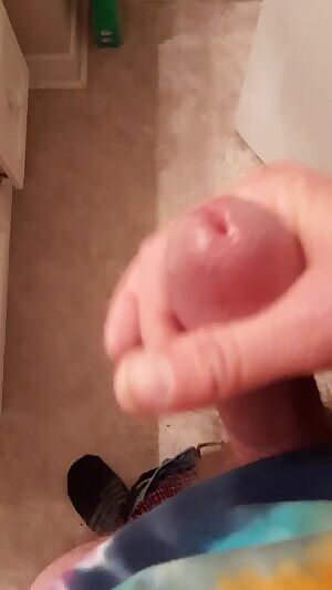 Does anyone actually enjoy a hot load to the face??