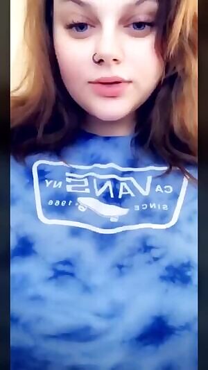 Upvote if you could keep eye contact throughout this entire JuicyJaydeBelle drop