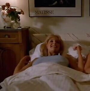 The massively mammaried Teresa Ganzel & her immortal topless scene from 'National Lampoon's Movie Madness'