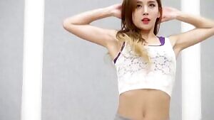 HELLOVENUS Yoo Young Wiggle Wiggle Training is Hot