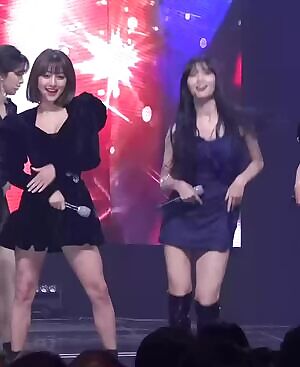 Twice's big bouncy Momo!