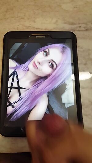 RolyatIsTaylor - Cosplayer