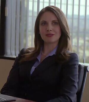 Alison Brie with the wink