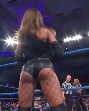 Her ass is unbelievable 😍