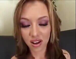 Jeanie Shows ID
