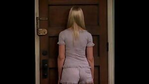 Beth Behrs in 2 Broke Girls