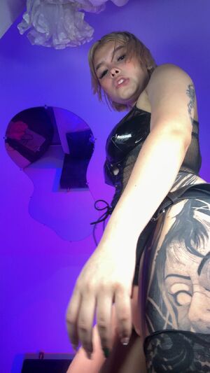 FemDom Chastity Dominatrix Domme Feminization Mistress