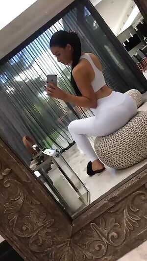 that ass! yes please.