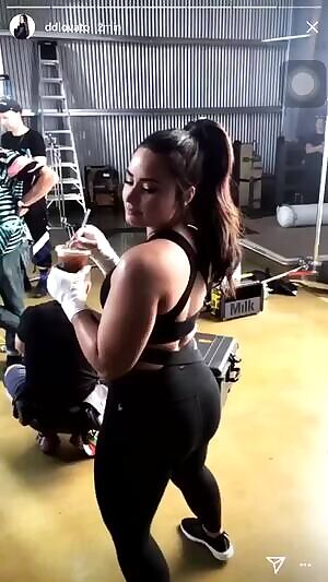 Demi lovato shaking her ass. She's just begging for anal