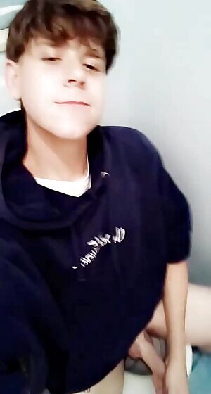 4th day str8, feeling a lil weird 😜