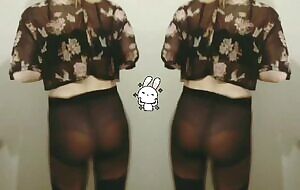 Cheeky! 🍑🍑🍑