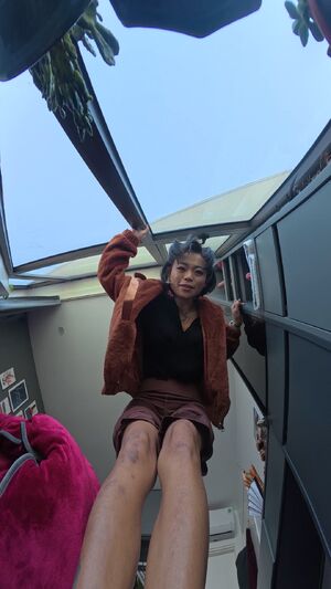 Giantess IRL Asian Crush Feet Foot