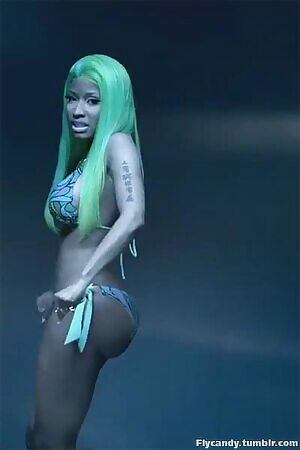 Who else loves Nicki Minaj's big black butt?