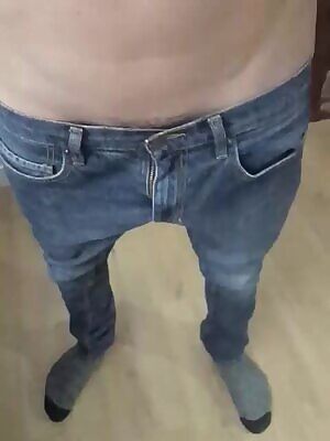 please unbuttoned me .. thoughts?