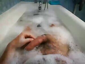 I'm getting hard.. My cock is yours, come to strock me.. make me moan in French ;)