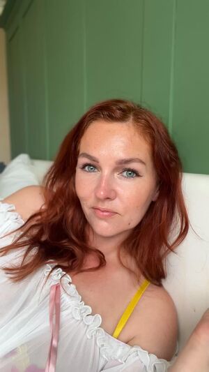 Redheads Huge Tits MILF Redhead