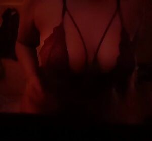 I need someone to tear this off o me and make me cum