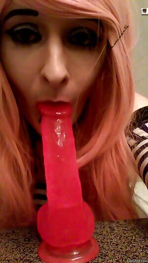 Wish i had a real cock too drool over </3