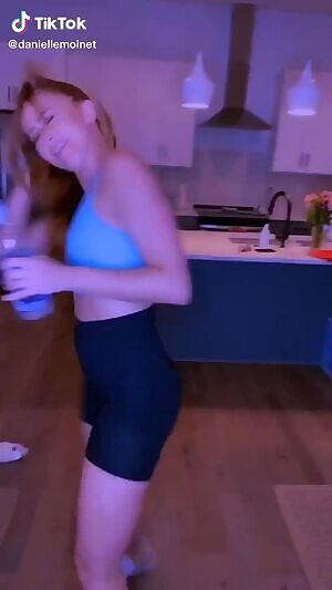 Love it when Summer Rae acts like a ho