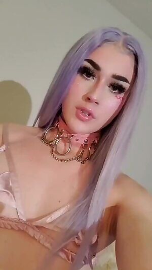 Does anyone know her name?