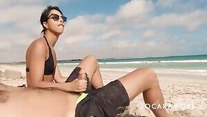 This time I suck my bf on the beach😍😋
