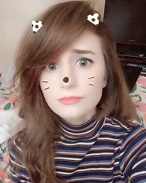 You can really see deeep down my throat to my uvula! I learned a new word 😂