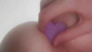 I love how my plug pops out of my ass😋