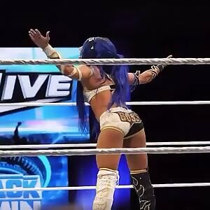 Sasha does this at meet and greet. WDYD?