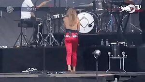 Tove Lo is a feminine goddess who is demanding that we cum for her