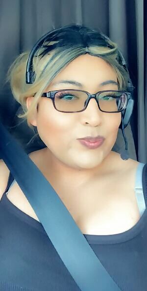 Rub my bulge 3 times,I’ll grant you 3 wishes 😋