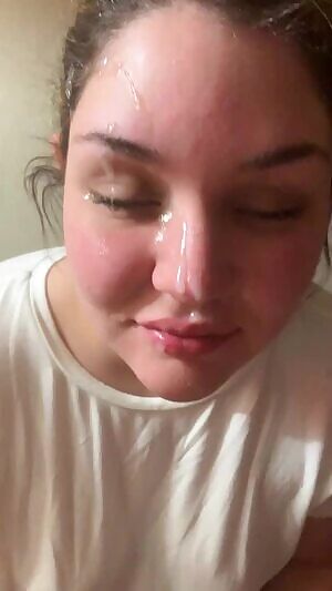 Emptied the clip on /u/lyssanto8 💦💦 upvote?