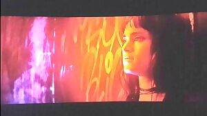 Charlize Theron seduces Sofia Boutella in Atomic Blonde